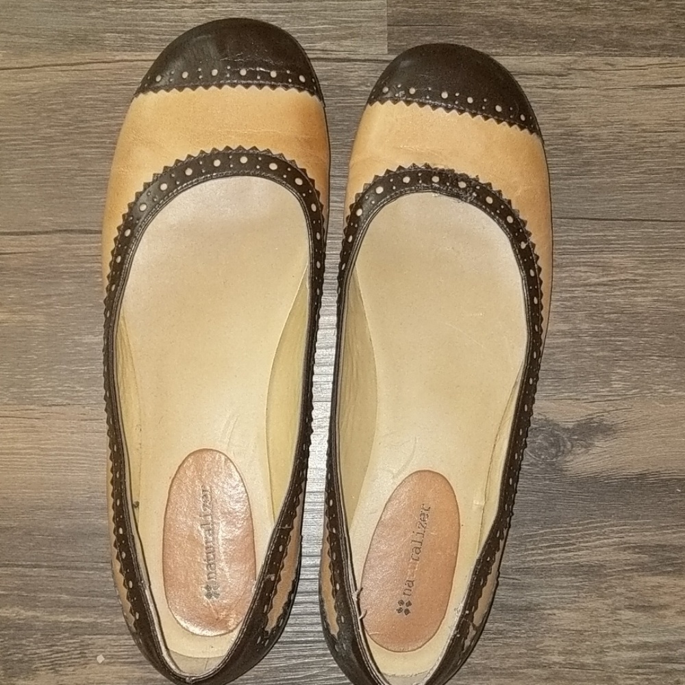CLEARANCE!!! Naturalizer Oxford Flats